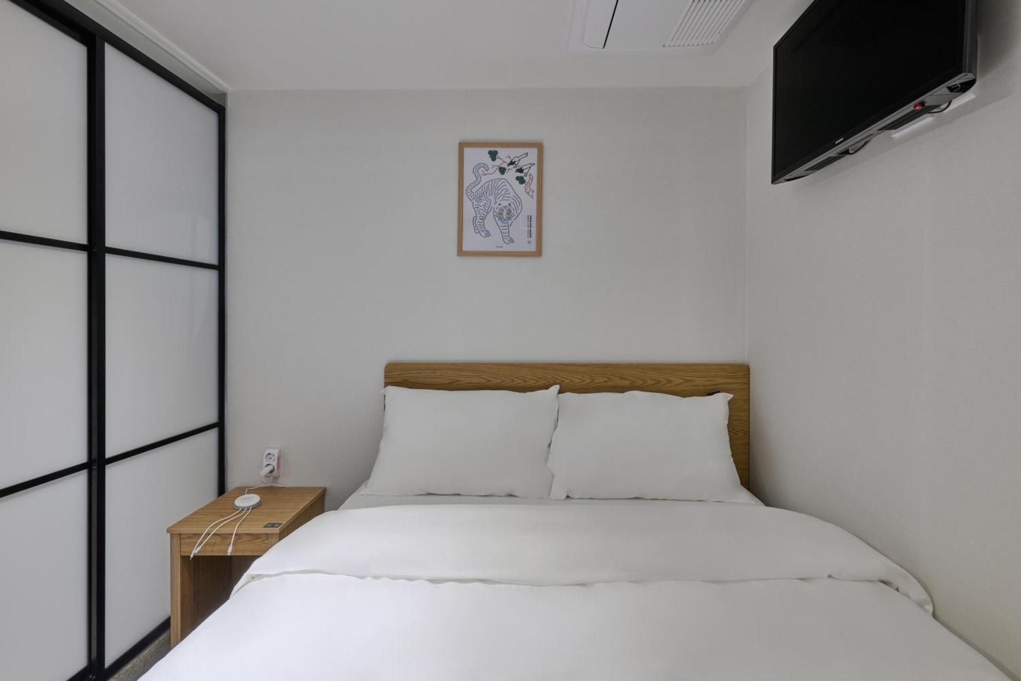 Superior Double Room,1664984533:JPEG
